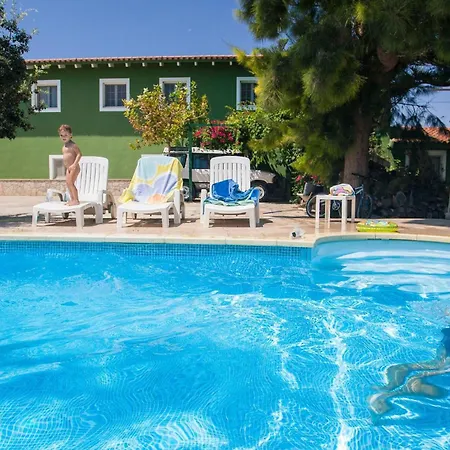 Riuebre - 11 Personas Con Piscina Y Vistas Al Rio Ebro - Deltavacaciones